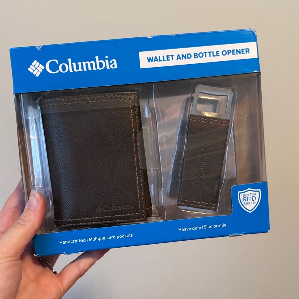 Columbia Dark Brown Wallet and Opener Set